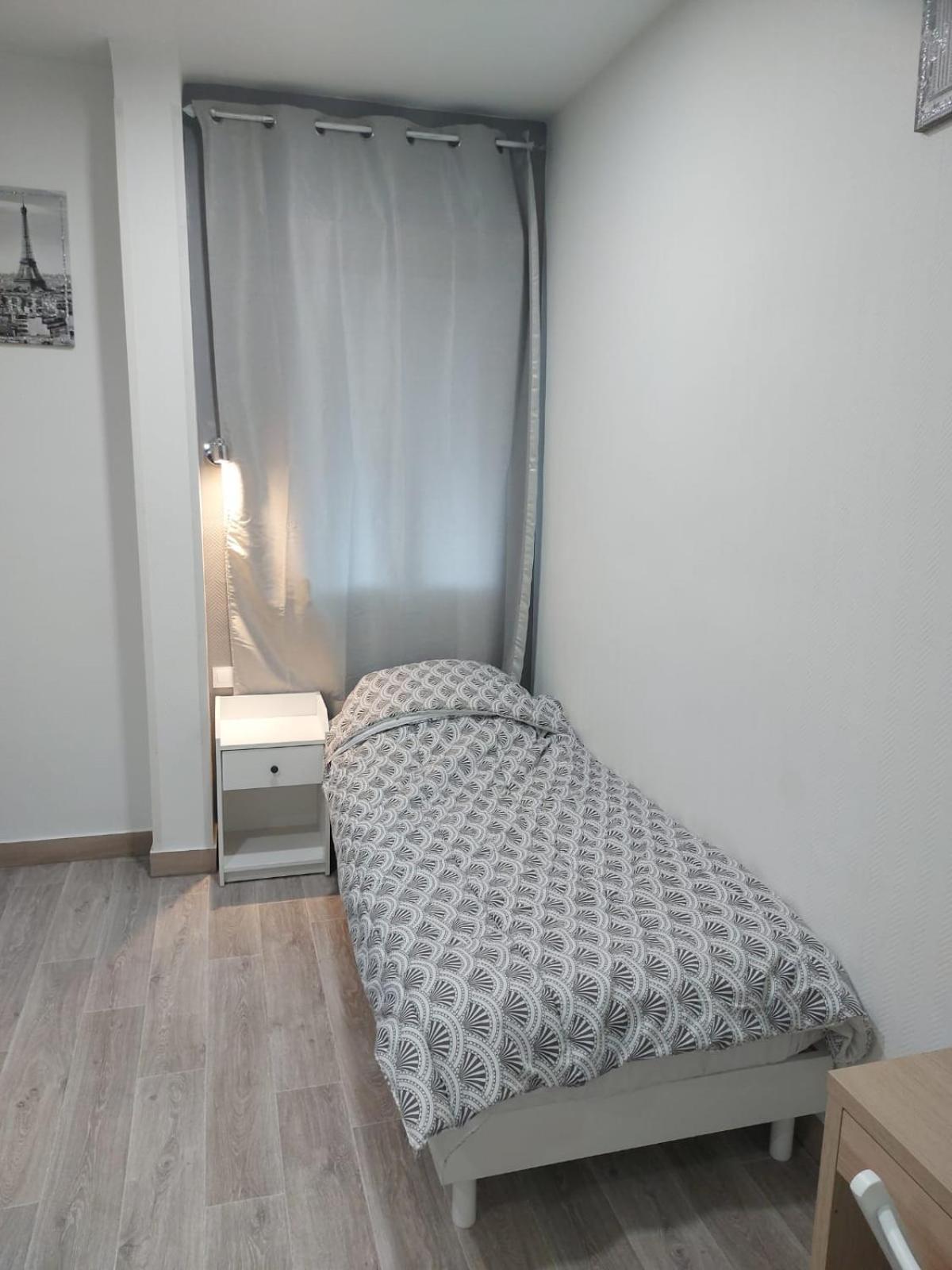 Ardenn'Hotel Reims Esterno foto