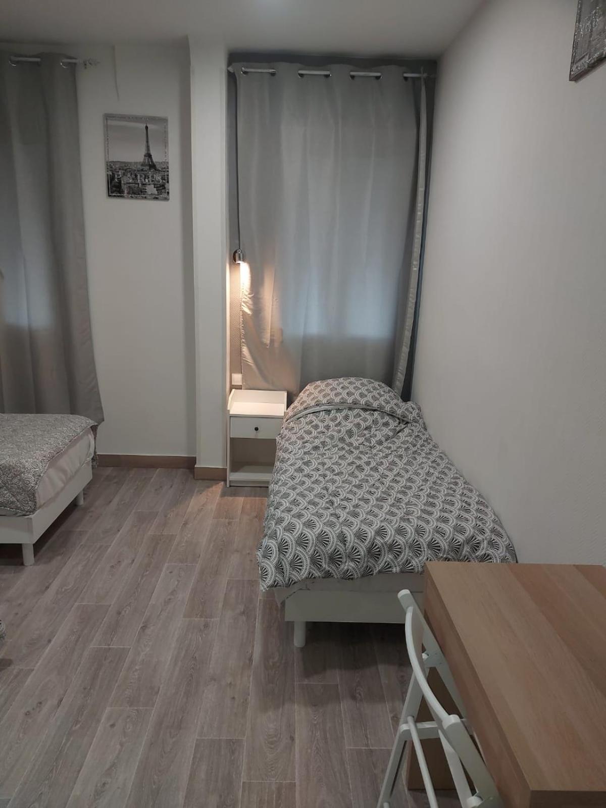 Ardenn'Hotel Reims Esterno foto