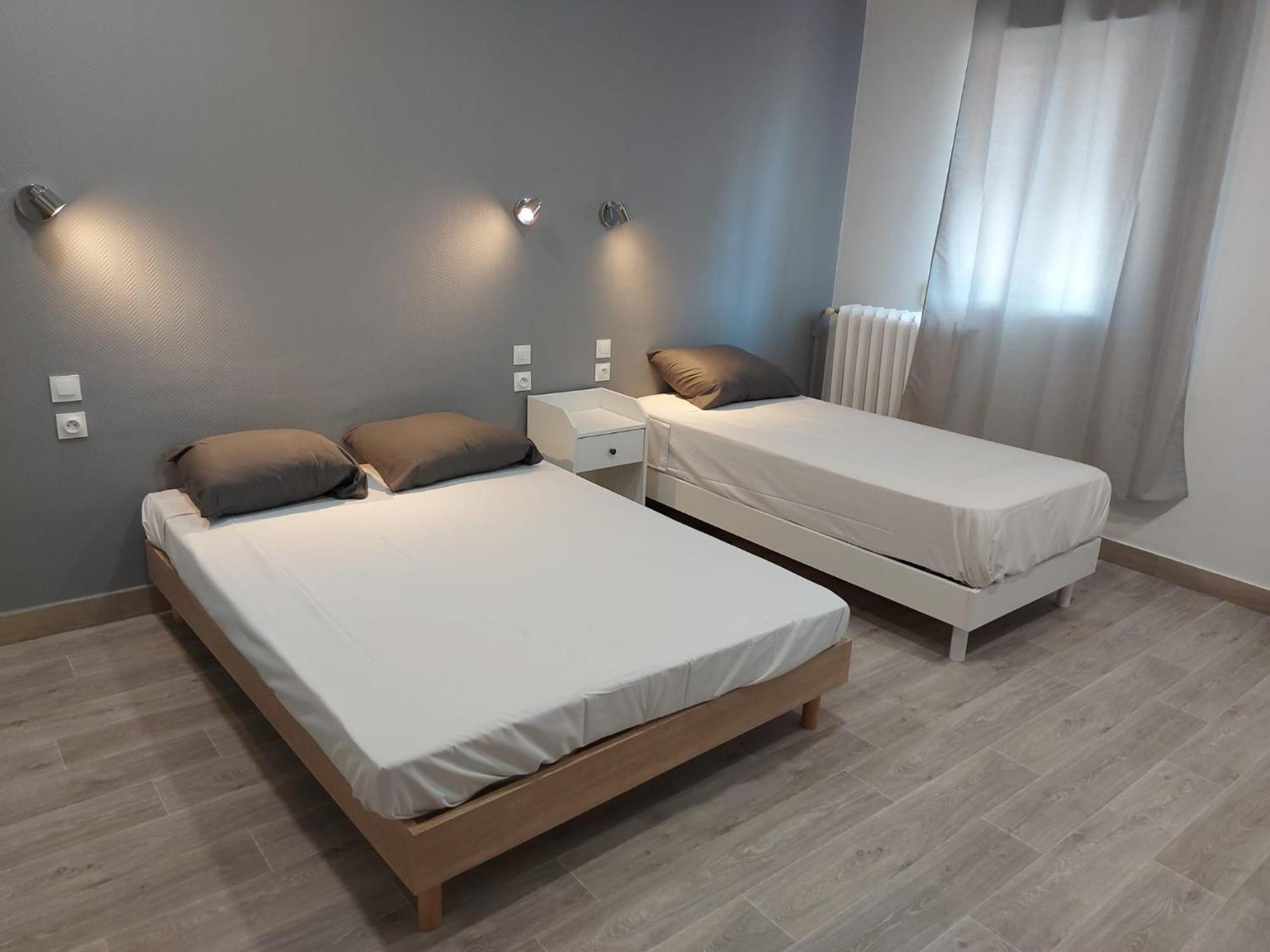 Ardenn'Hotel Reims Esterno foto
