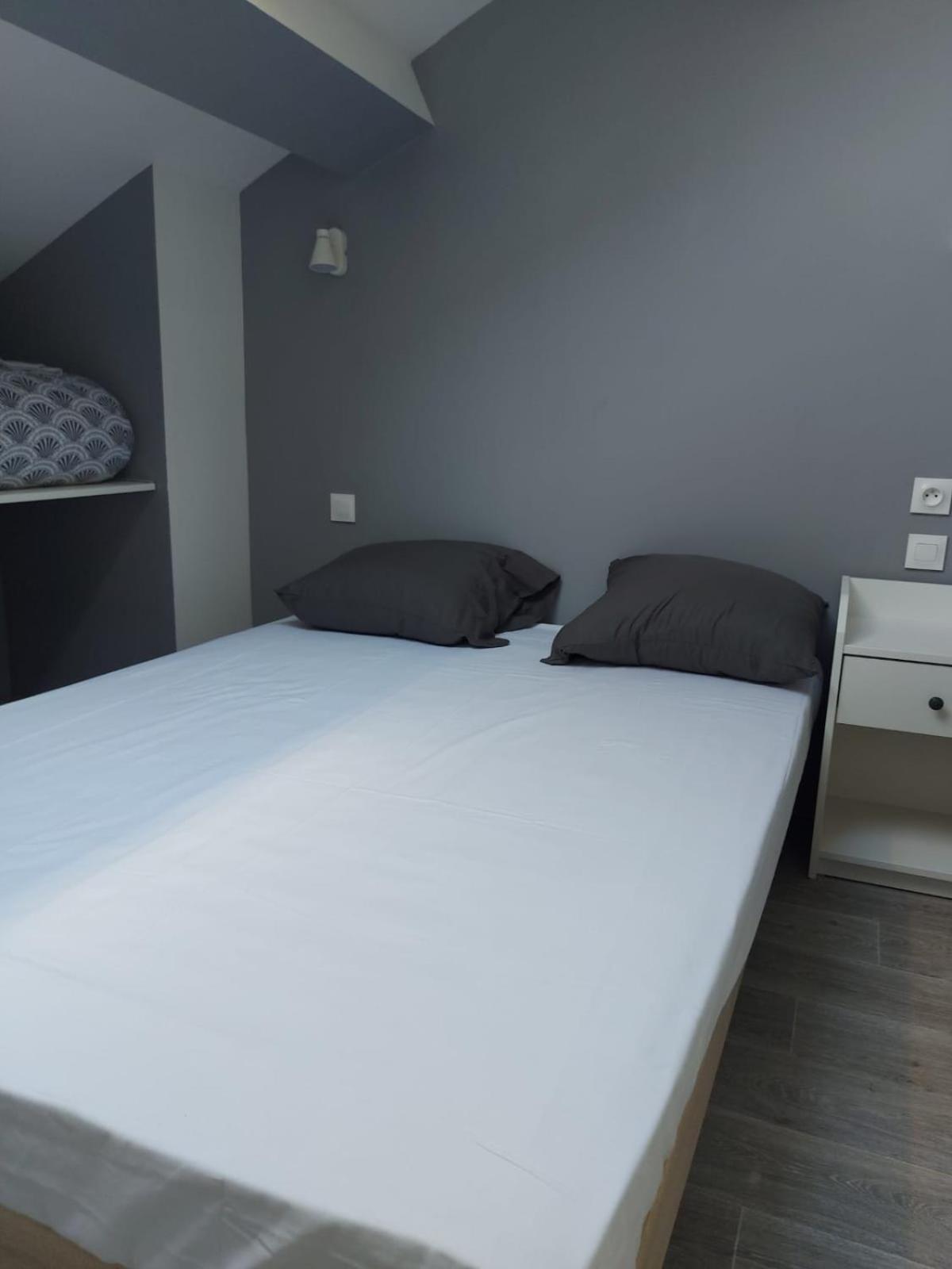 Ardenn'Hotel Reims Esterno foto